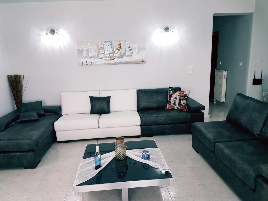 Bourlis Apartments Asproválta Eksteriør billede