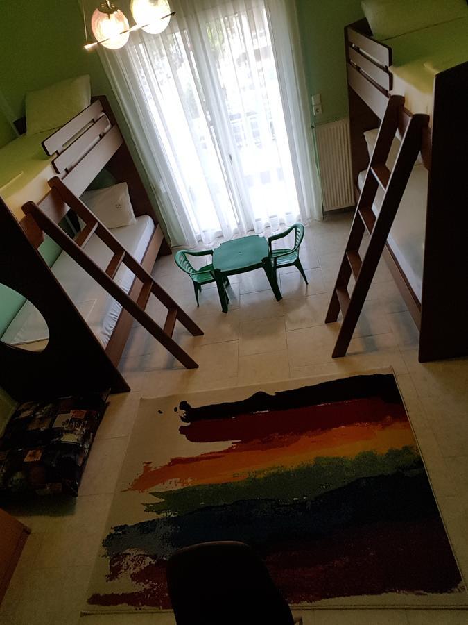 Bourlis Apartments Asproválta Eksteriør billede